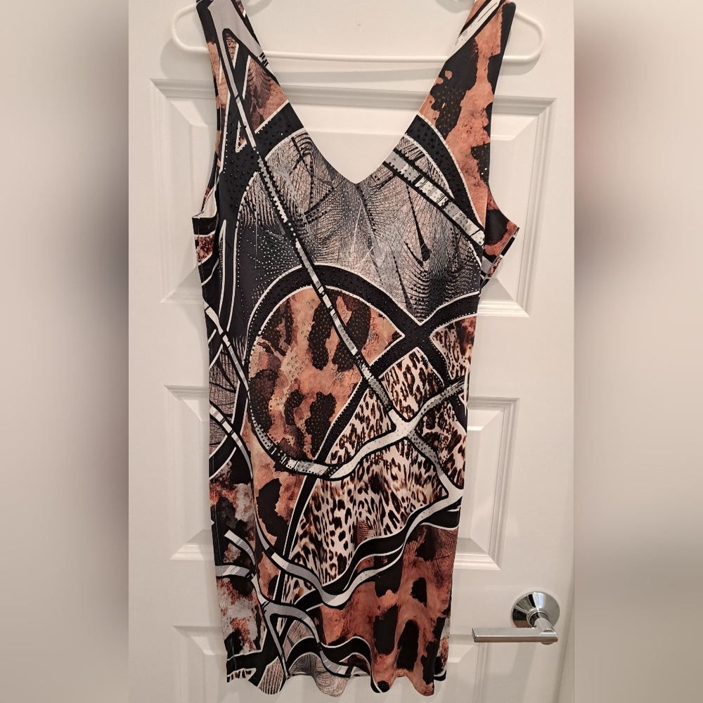 Printed V-Neck Midi Dress in Black and Brown